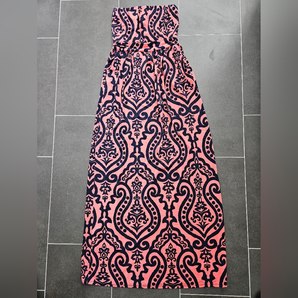 Strapless dress